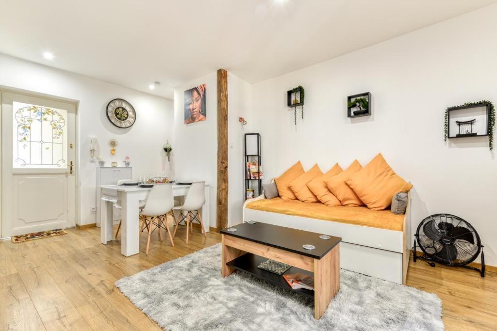 Apartmán Soleil Sucre T2 Centre Historique De Narbonne Exteriér fotografie